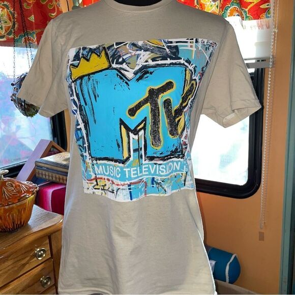 MTV Tops - Nwt MTV tshirt SZ S